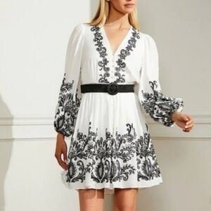 NWT ANTONIO MELANI colette embroidered Elegant Black and White Dress size 0